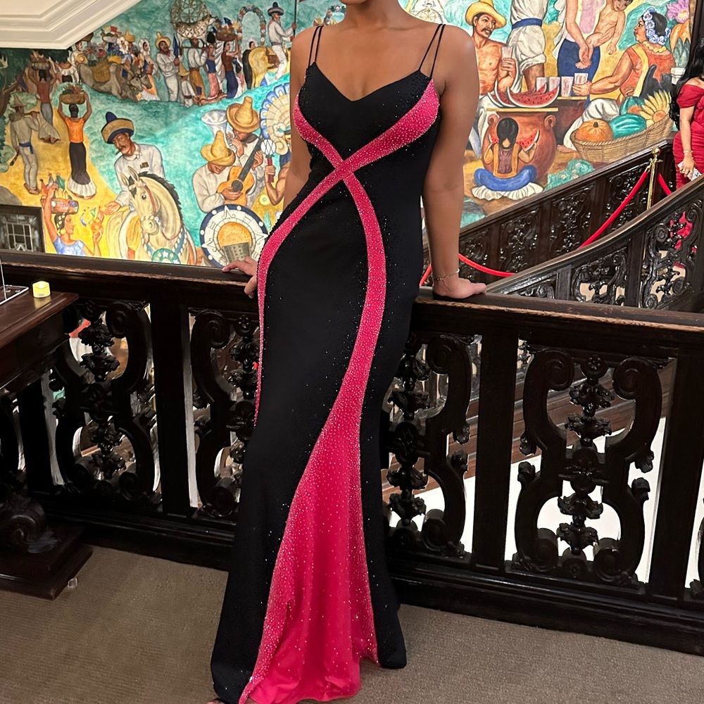 🖤💗 Cassandra Stone Black and Pink Embellished Sequins Prom Maxi Gown Formal